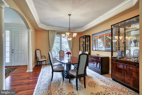 10 Clifton Ct, Pikesville, MD 21208 photo 9
