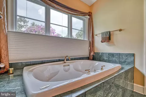 10 Clifton Ct, Pikesville, MD 21208 photo 29