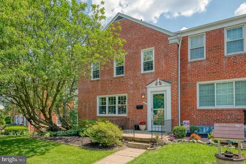 1571 Dellsway Rd, Towson, MD 21286