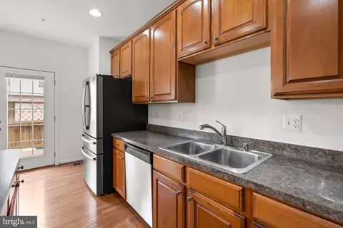 887 Middle River Rd, Middle River, MD 21220 photo 14