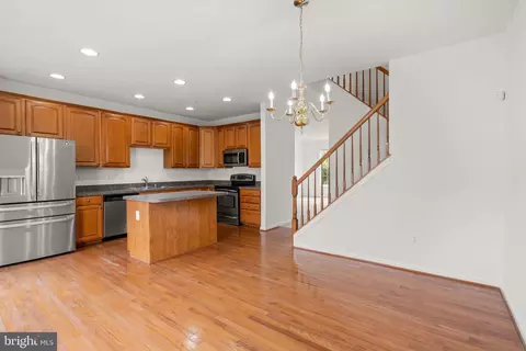 887 Middle River Rd, Middle River, MD 21220 photo 17