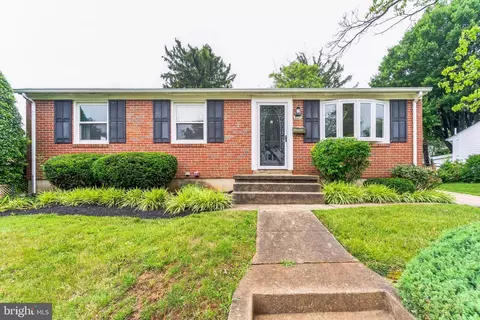 404 Sacred Heart Ln, Reisterstown, MD 21136