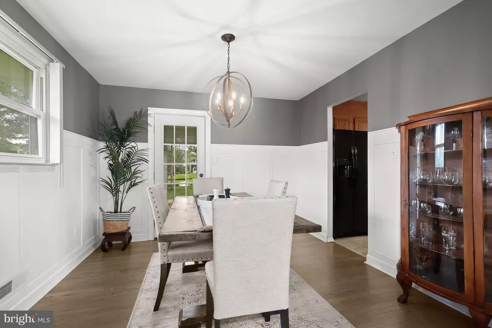  2112 Fountain Hill Dr, Lutherville Timonium, MD 21093 photo 3