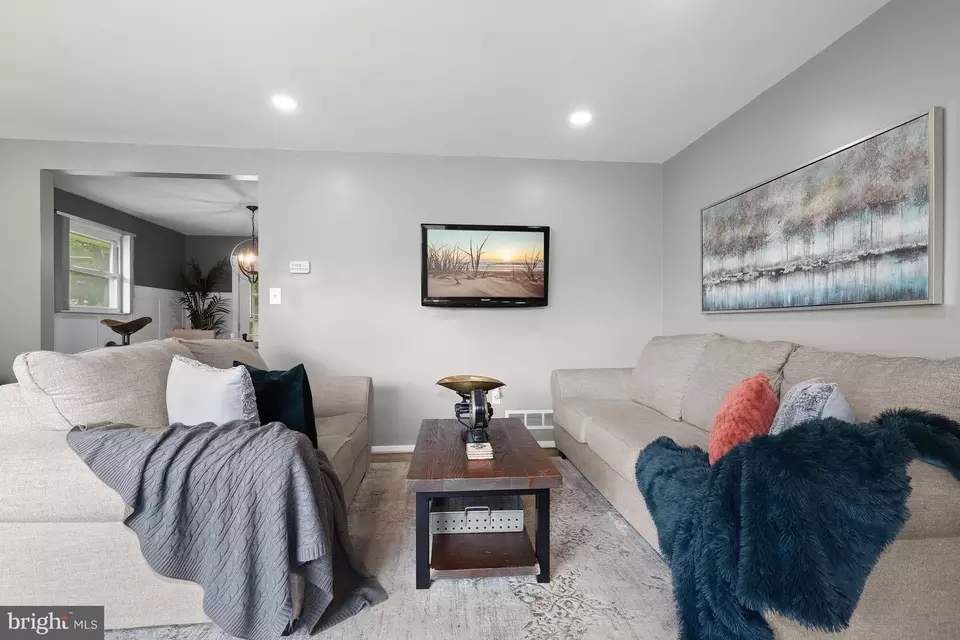 2112 Fountain Hill Dr, Lutherville Timonium, MD 21093 photo 6