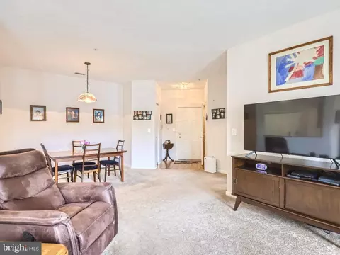 5342 Glenthorne Ct, Rosedale, MD 21237 photo 10