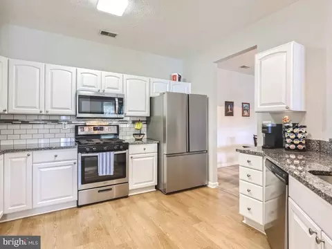 5342 Glenthorne Ct, Rosedale, MD 21237 photo 13