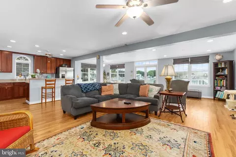 3936 New Section Rd, Middle River, MD 21220 photo 3