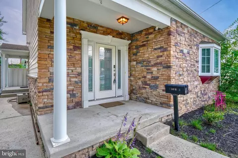 149 H Riverside Rd, Essex, MD 21221