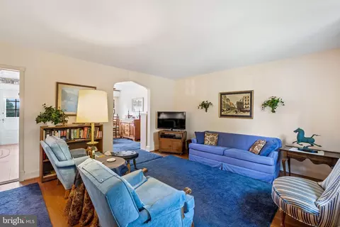 76 Murdock Rd, Baltimore, MD 21212 photo 4