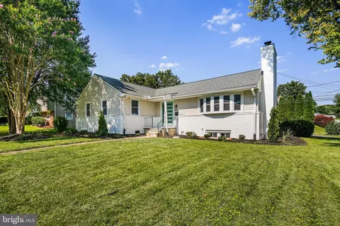 8309 Thornton Rd, Towson, MD 21204