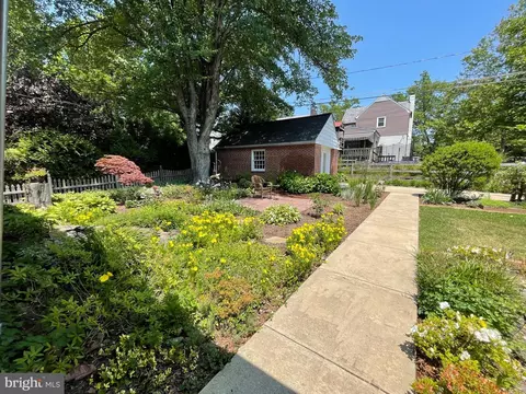 668 Regester Ave, Baltimore, MD 21212 photo 8