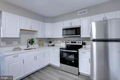 416 Meadow Rd, Baltimore, MD 21206 photo 12