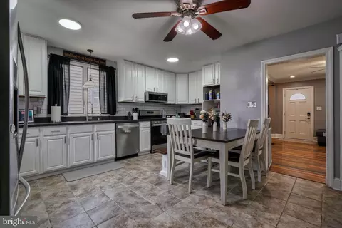 3107 River Drive Rd, Sparrows Point, MD 21219 photo 9