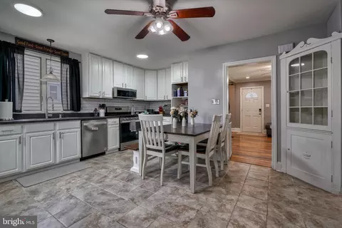 3107 River Drive Rd, Sparrows Point, MD 21219 photo 10