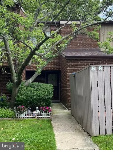 58 Farmhouse Ct #C, Pikesville, MD 21208