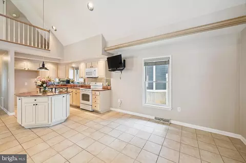 910 Frog Mortar Rd, Middle River, MD 21220 photo 20