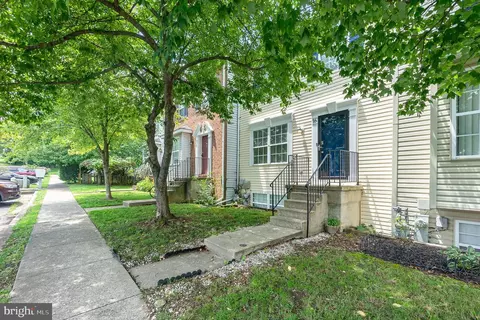 16 Tameron Pl, Rosedale, MD 21237