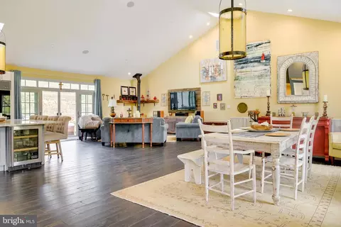 8523 Dogwood, Windsor Mill, MD 21244