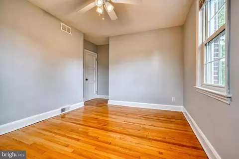 400 Overbrook Rd, Baltimore, MD 21212 photo 33