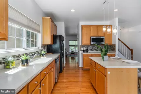 7530 Roxy Dr, Windsor Mill, MD 21244 photo 7