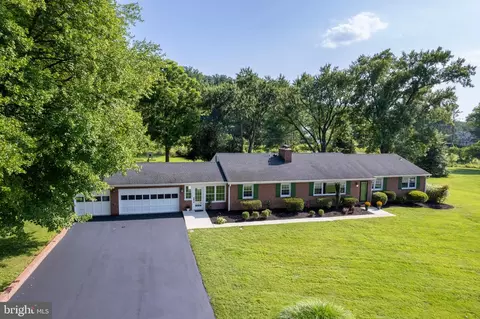 19 Windemere Pkwy, Phoenix, MD 21131 photo 2
