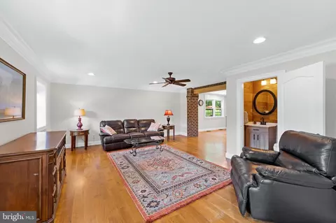 19 Windemere Pkwy, Phoenix, MD 21131 photo 10