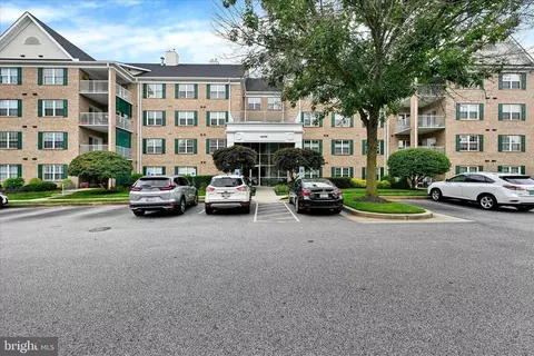 12110 Tullamore Ct #204, Lutherville Timonium, MD 21093