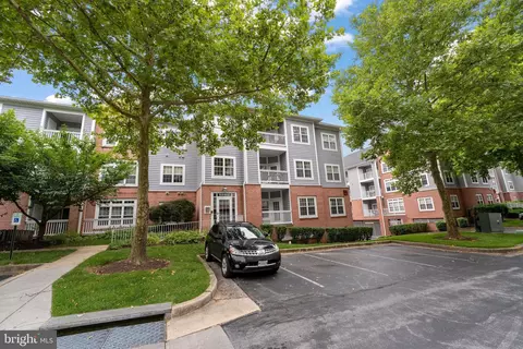 9123 Groffs Mill Dr #9123, Owings Mills, MD 21117