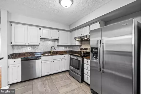 26 Ramsgate Ct, Halethorpe, MD 21227 photo 10