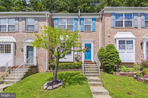 20 Cedar Chip Ct, Parkville, MD 21234