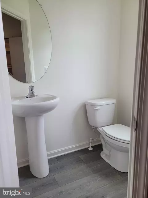 7401 Chesapeake Rd, Middle River, MD 21220 photo 5