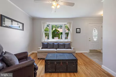 1243 Vogt Ave, Halethorpe, MD 21227