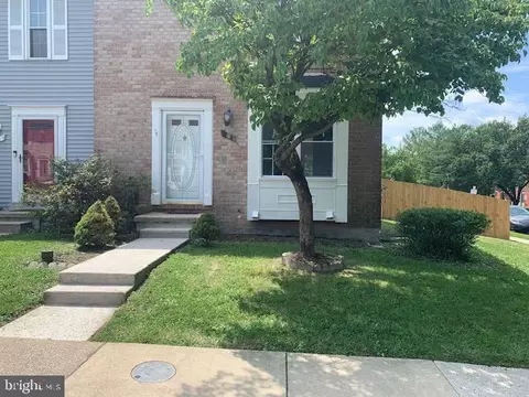 10 Prestwick Sq, Catonsville, MD 21228