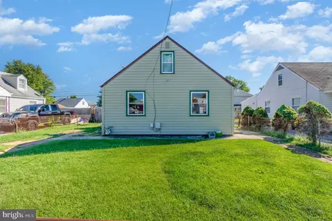 8219 Dundalk Ave, Dundalk, MD 21222
