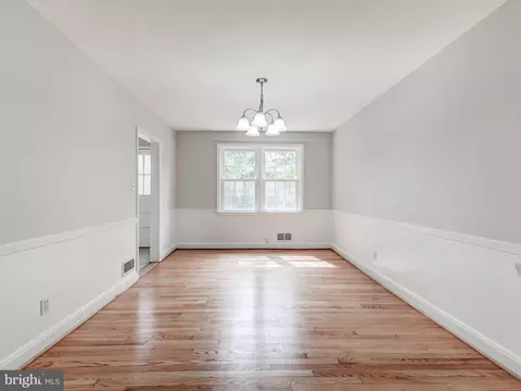 131 Brandon Rd, Baltimore, MD 21212 photo 14