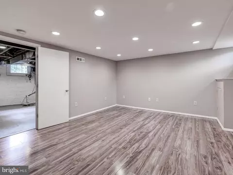 131 Brandon Rd, Baltimore, MD 21212 photo 29