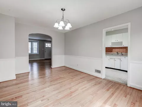131 Brandon Rd, Baltimore, MD 21212 photo 15