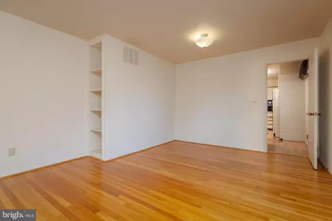 8904 Parlo Rd, Nottingham, MD 21236 photo 9