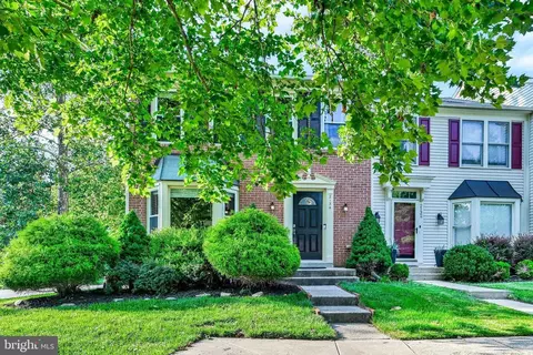 2134 Heritage Dr, Baltimore, MD 21209