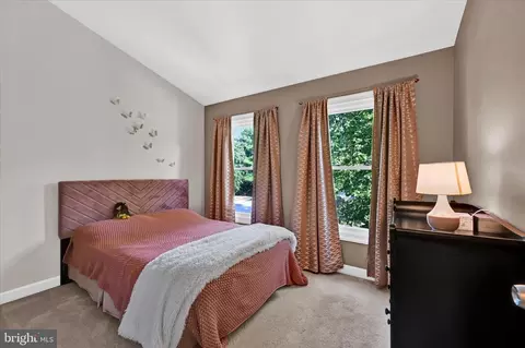 2134 Heritage Dr, Baltimore, MD 21209 photo 13
