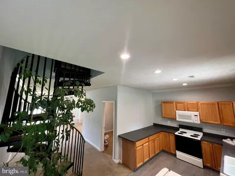 13206 Choptank Rd, Middle River, MD 21220 photo 5
