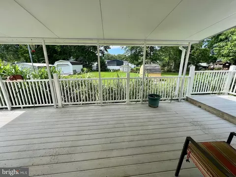 13206 Choptank Rd, Middle River, MD 21220