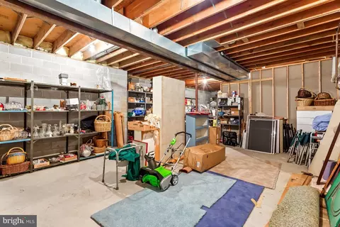 9 Sherborne Ct, Baltimore, MD 21209 photo 46