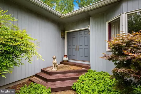 9 Sherborne Ct, Baltimore, MD 21209 photo 6