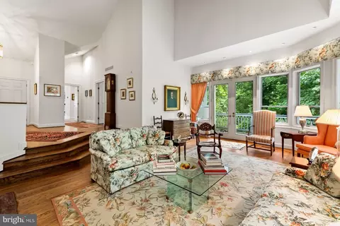 9 Sherborne Ct, Baltimore, MD 21209 photo 19