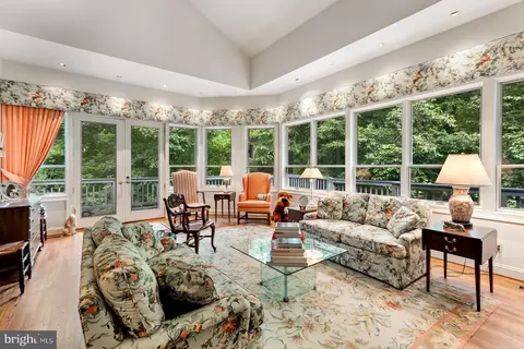 9 Sherborne Ct, Baltimore, MD 21209 photo 18