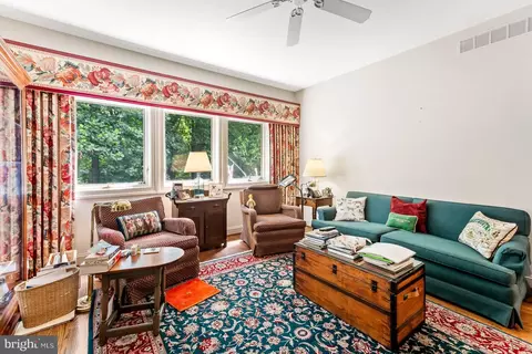 9 Sherborne Ct, Baltimore, MD 21209 photo 24