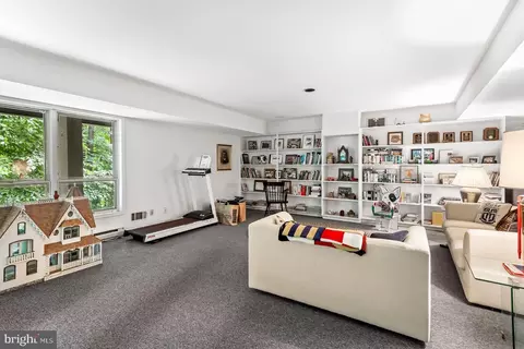9 Sherborne Ct, Baltimore, MD 21209 photo 42