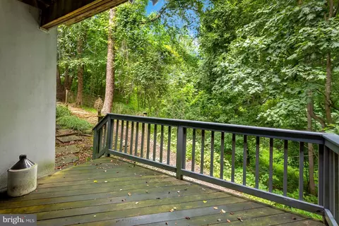 9 Sherborne Ct, Baltimore, MD 21209 photo 50