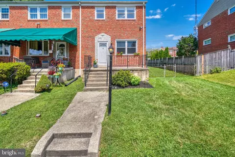 8543 Kings Ridge Rd, Parkville, MD 21234